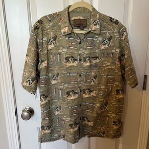 Legendary Whitetails Fishing Short Sleeve Buttondown Shirt, Back Vents, Large